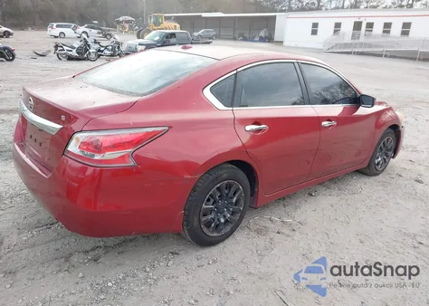 2015 Nissan Altima 2.5 S из США, поврежденный, VIN 1N4AL3AP8FC228091